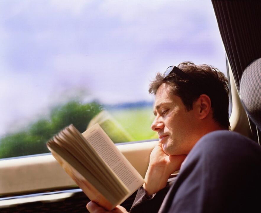 Lea un libro sobre os perigos do alcol cunha percepción positiva